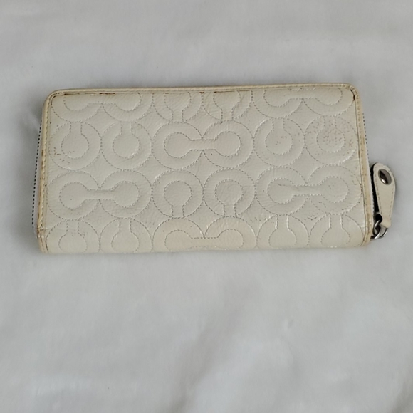 Coach cream leather wallet zipper fly - Picture 2 of 8